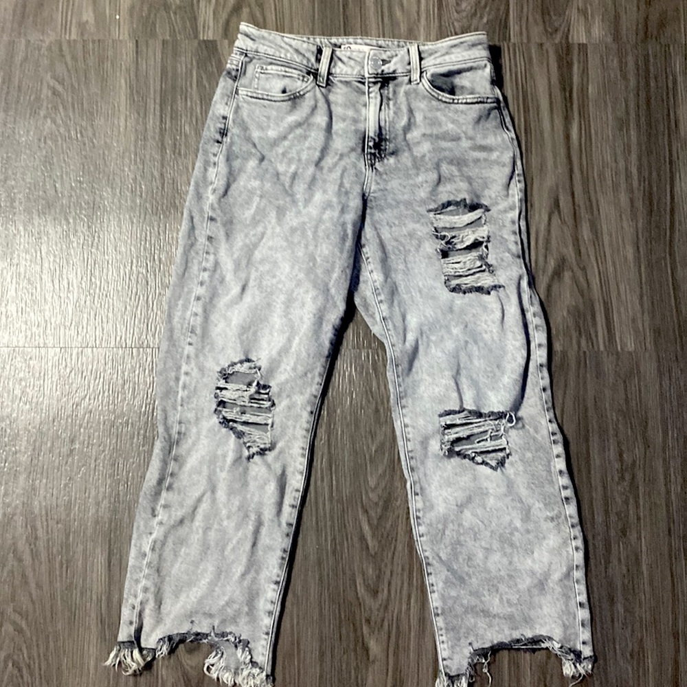 SO mom jeans/ high rise/ size- 7/28W